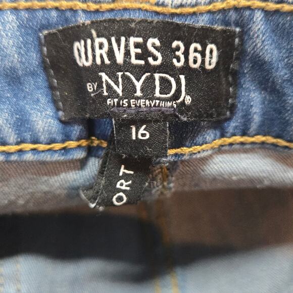NYDJ Curves 360 Slim Straight Ankle Jean Size 16 Short - Picture 5 of 7